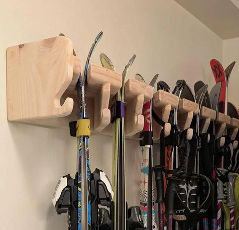 Wood Ski Rack – Handcrafted Wall Storage for Skis & Poles